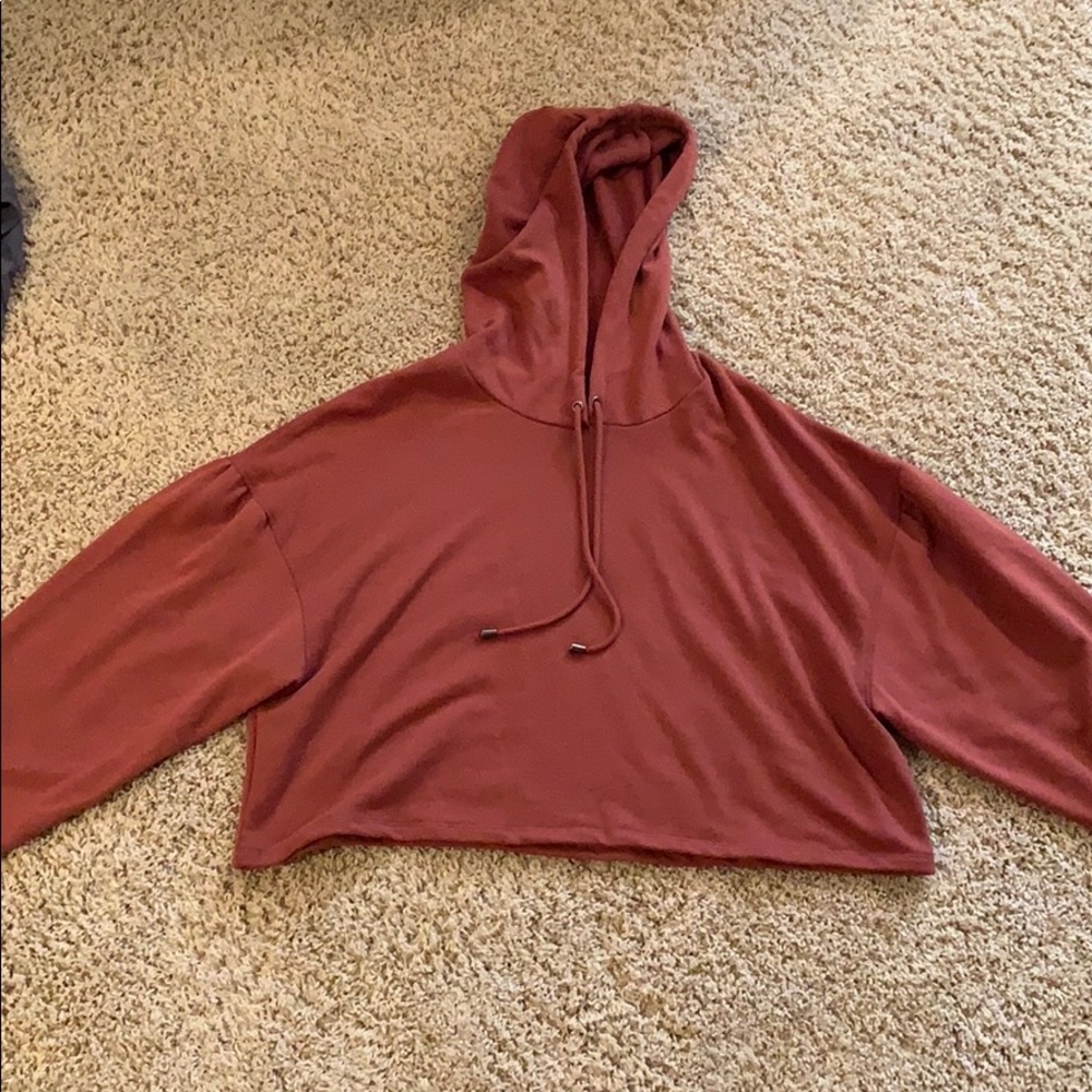 Long sleeve crop hoodie